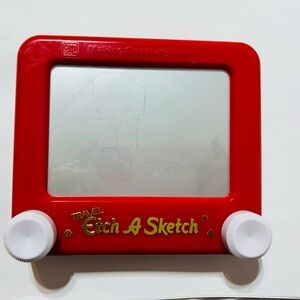 Etch A Sketch Vintage 1980’s Ohio Art Co. Good working condition.